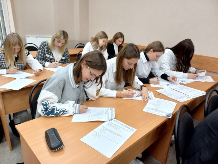 В Центральном филиале РГУП завершились  всероссийские проверочные работы